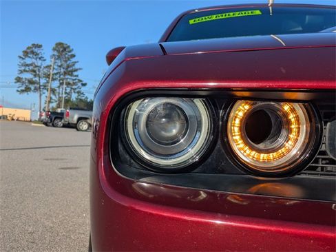 Used 2019 Dodge Challenger R/T w/ Plus Package image 10