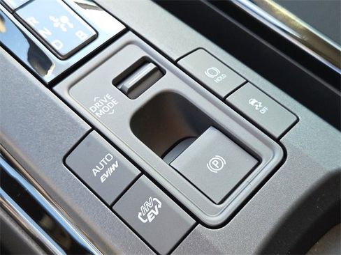 New 2026 Toyota Prius Plug-In Hybrid image 23