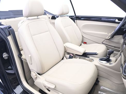 Used 2015 Volkswagen Beetle 1.8T image 23