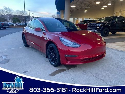 Used 2018 Tesla Model 3 image 1