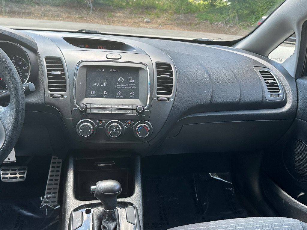 Used 2018 Kia Forte LX w/ LX Popular Package FWD image 27