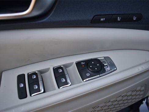 New 2026 Kia Carnival EX image 23