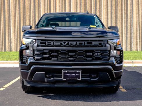 Used 2024 Chevrolet Silverado 1500 Custom AWD/4WD image 3