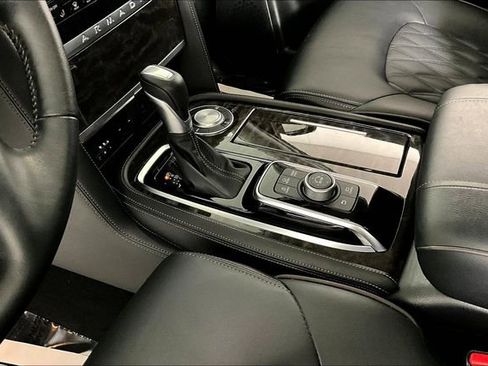 Used 2024 Nissan Armada Platinum w/ Captain's Chairs Package image 17