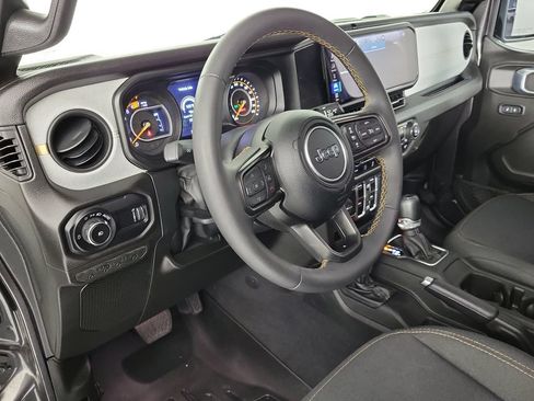 Used 2024 Jeep Wrangler Unlimited Sport AWD/4WD image 13