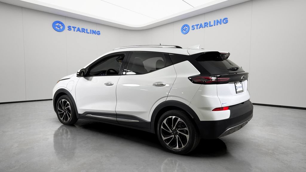 Certified 2023 Chevrolet Bolt EUV Premier FWD image 5