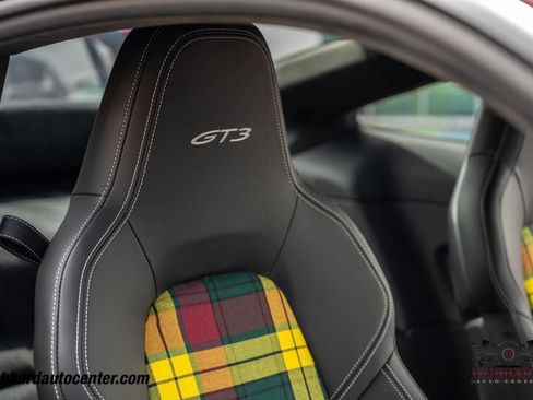Used 2024 Porsche 911 GT3 RWD image 29