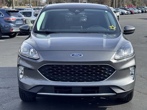 Used 2022 Ford Escape SEL image 17