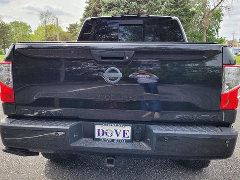 Used 2019 Nissan Titan PRO-4X w/ Pro-4x Utility Package AWD/4WD image 9