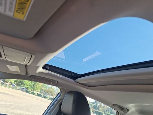 Used 2024 Honda Civic Touring image 37