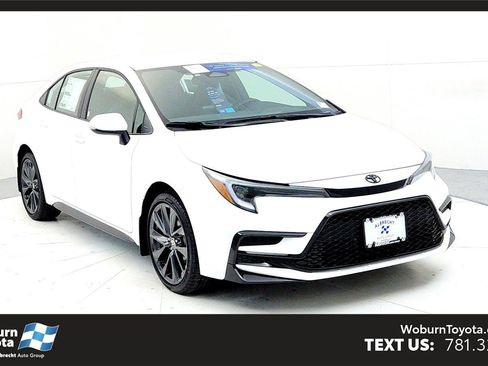 New 2026 Toyota Corolla SE image 1