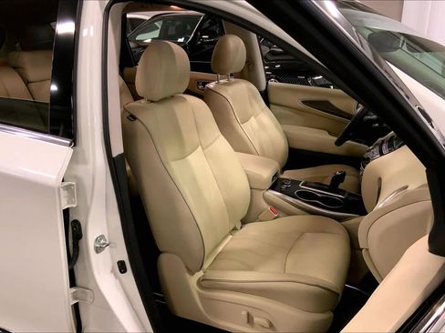 Used 2020 INFINITI QX60 Luxe w/ Essential Package image 8