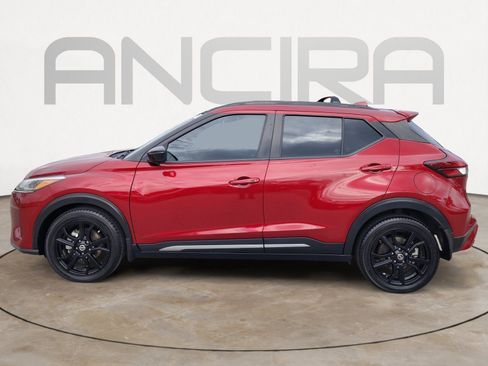 Used 2021 Nissan Kicks SR w/ SR Premium Package FWD image 7