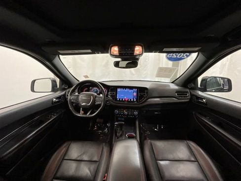 Used 2025 Dodge Durango GT AWD/4WD image 16