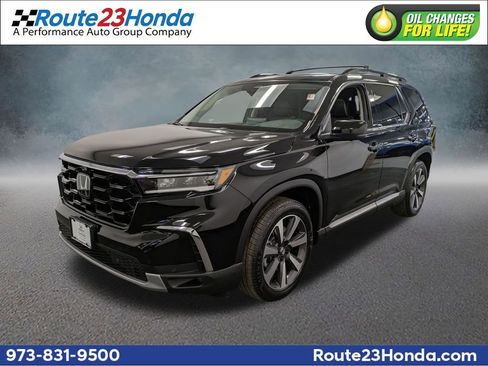 Used 2023 Honda Pilot Elite image 1