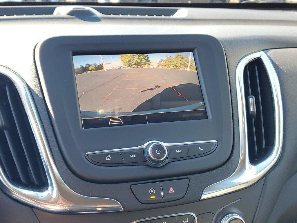 Used 2024 Chevrolet Equinox LT FWD image 15