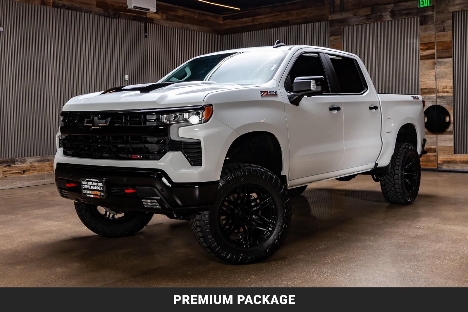 Used 2026 Chevrolet Silverado 1500 LT Trail Boss w/ LT Trail Boss Premium Package AWD/4WD image 5