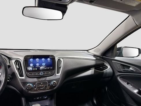 Used 2023 Chevrolet Malibu RS FWD image 23