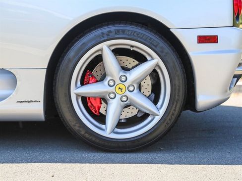 Used 2004 Ferrari 360 Spider RWD image 10