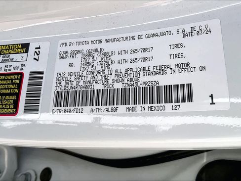 Used 2024 Toyota Tacoma TRD Off-Road image 34