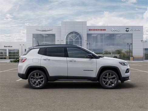 New 2026 Jeep Compass Limited image 21