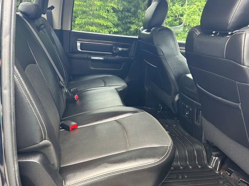 Used 2016 RAM 1500 Laramie w/ Convenience Group image 12