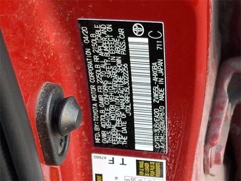 Used 2020 Toyota Prius XLE w/ Advanced Technology Package image 26