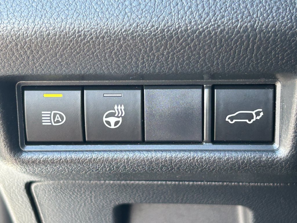 Used 2025 Toyota Grand Highlander AWD image 25