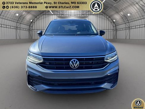 Used 2022 Volkswagen Tiguan SE R-Line image 8
