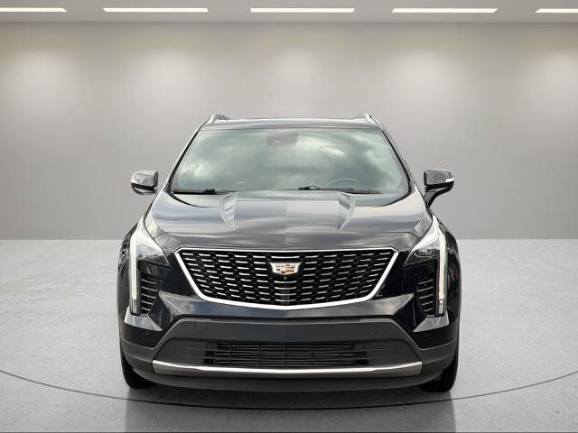 Used 2019 Cadillac XT4 Premium Luxury AWD/4WD image 2