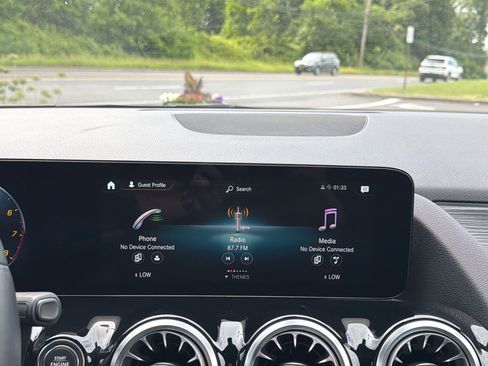 Used 2023 Mercedes-Benz GLA 250 4MATIC image 20