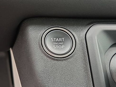 Used 2024 Land Rover Defender 110 S AWD/4WD image 24