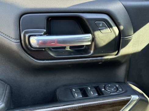 Used 2022 Chevrolet Silverado 1500 RST image 15