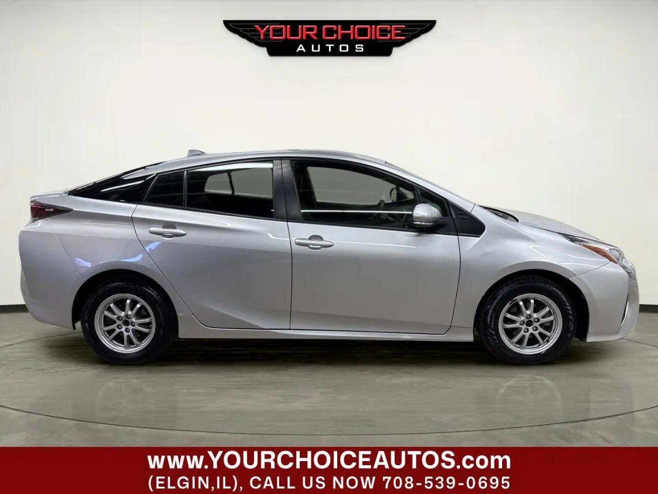 Used 2016 Toyota Prius Two FWD image 8