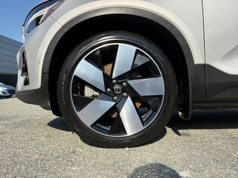 Used 2024 Volvo C40 P8 Recharge Ultimate w/ Protection Package Premier AWD/4WD image 9