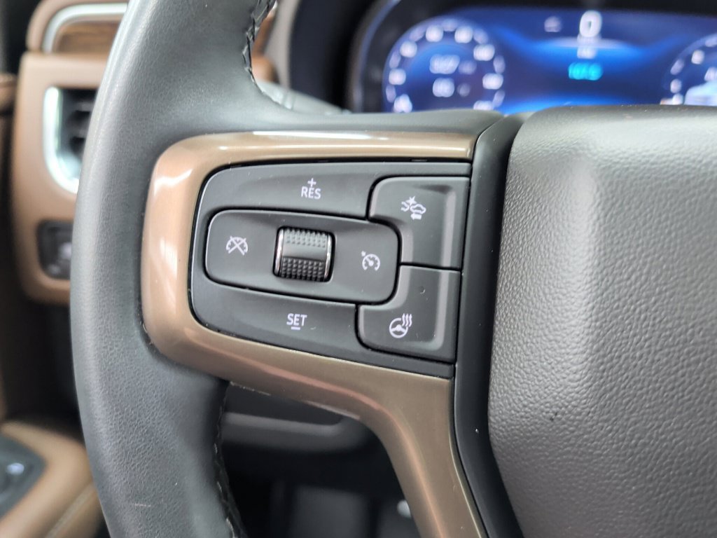 Used 2024 Chevrolet Tahoe High Country AWD/4WD image 14