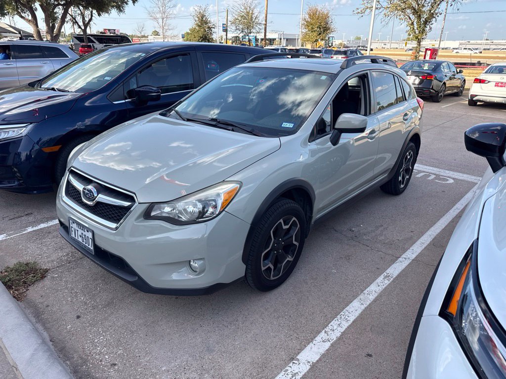 Used 2015 Subaru Crosstrek 2.0i Premium w/ Moonroof Package AWD/4WD image 16
