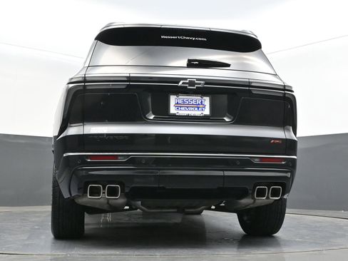 Used 2024 Chevrolet Traverse RS FWD image 51