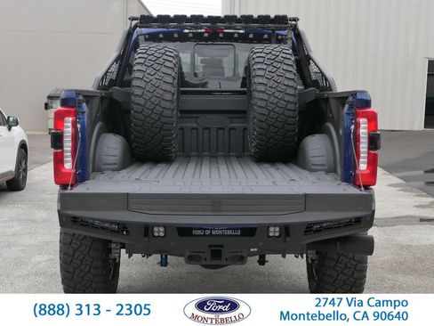 New 2026 Ford F250 Lariat w/ Black Appearance Package AWD/4WD image 10