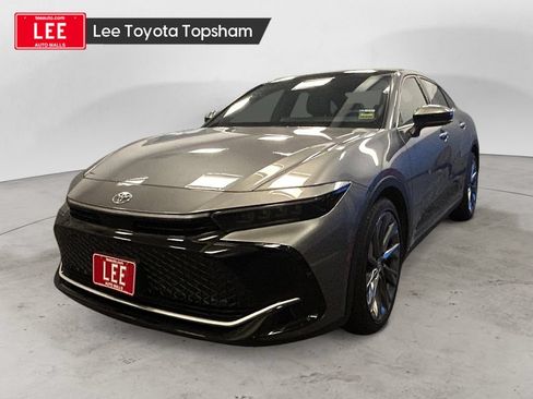 Used 2024 Toyota Crown w/ Advanced Technology Package AWD/4WD image 1