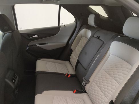 Used 2020 Chevrolet Equinox LS w/ LS Convenience Package FWD image 18