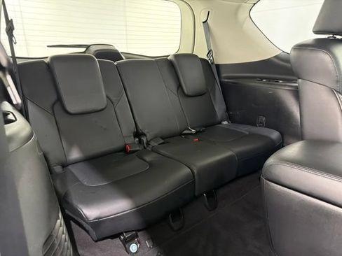 Used 2014 INFINITI QX80 4WD w/ Theater Package image 26
