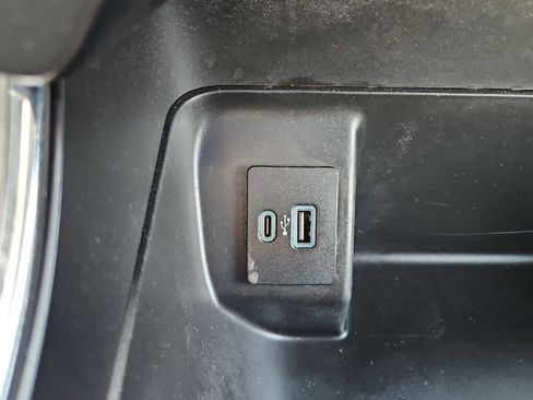 Used 2022 Ford F150 XLT w/ Equipment Group 302A High image 32