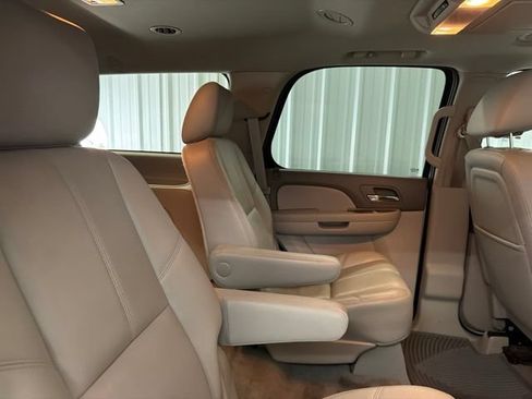 Used 2012 Chevrolet Tahoe LT RWD image 18