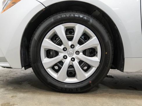 Used 2024 Toyota Corolla LE FWD image 11