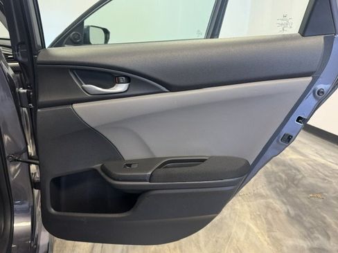 Used 2018 Honda Civic EX image 29