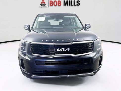 Used 2022 Kia Telluride EX w/ EX Premium Package FWD image 2