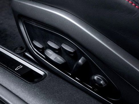 Used 2024 Porsche 911 GT3 image 20