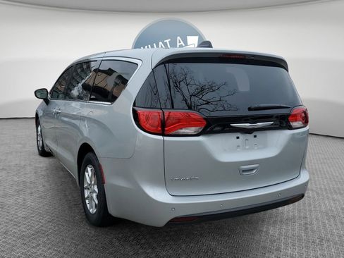 New 2026 Chrysler Voyager LX FWD image 6