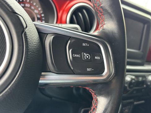 Used 2021 Jeep Gladiator Rubicon w/ Trailer Tow Package image 23